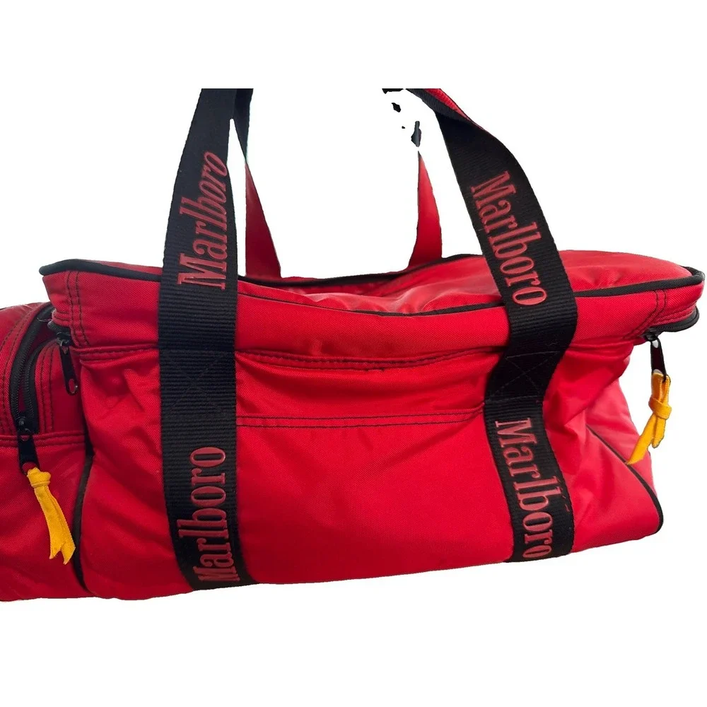 Marlboro Vintage 1992 Adventure Team Lizard Rock Insulated Cooler Bag